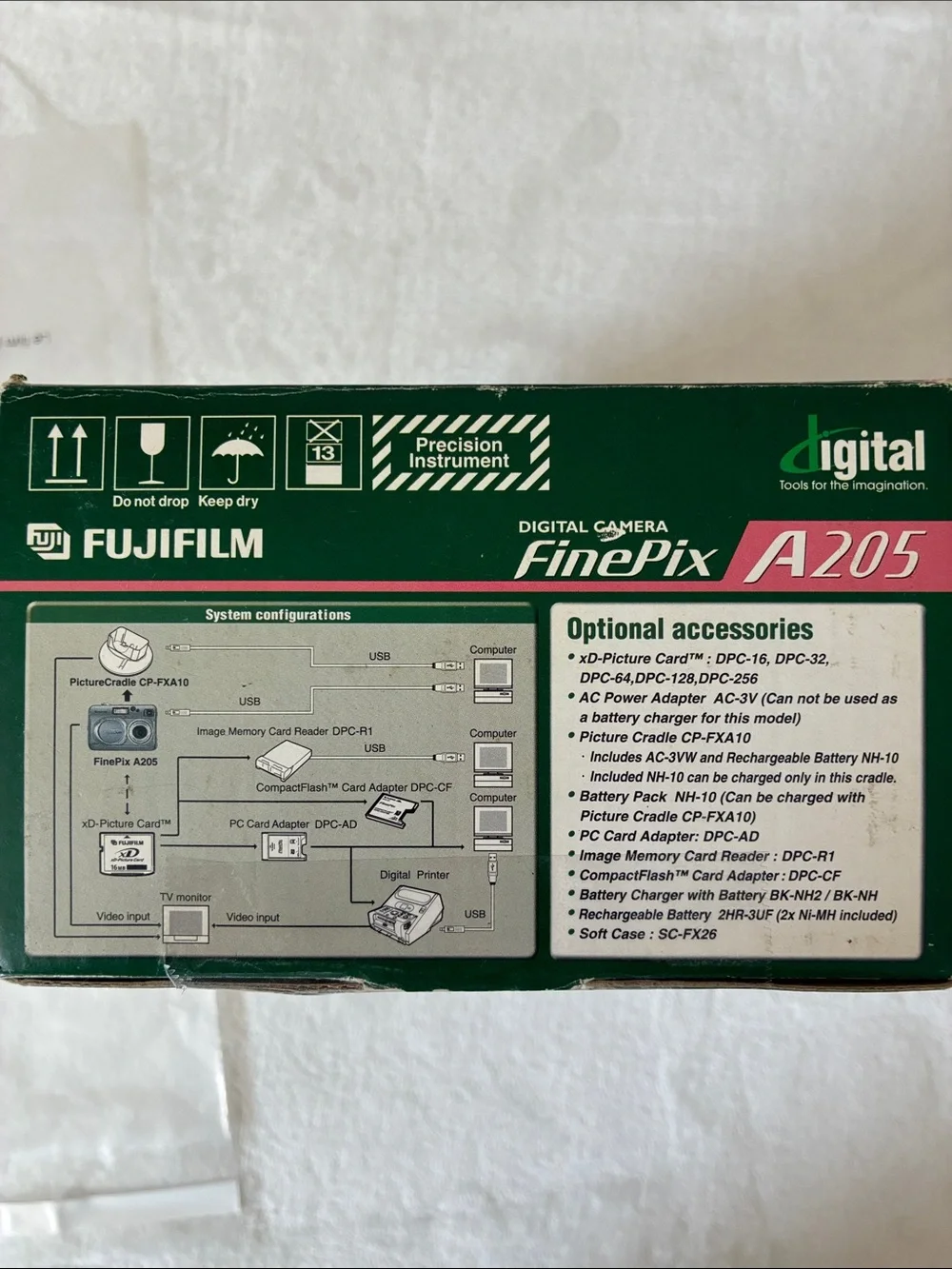 Vintage Fujifilm FinePix A205 Digital Camera w Box Charging Cable Works no Card